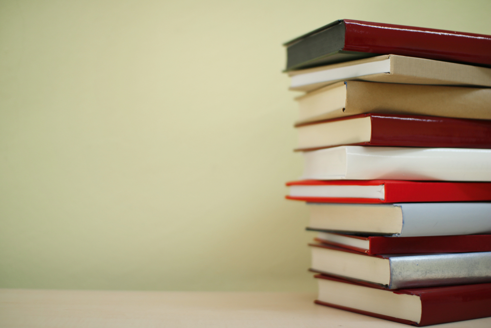 Choosing the Right Ebook/Audiobook Subscription for You