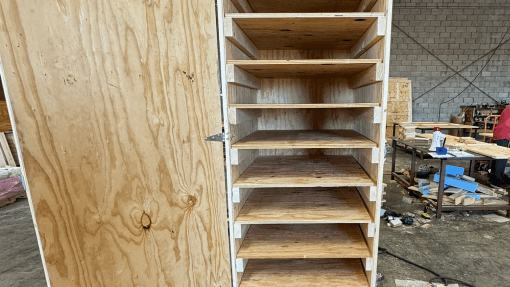 When Should Phoenix Businesses Choose Custom Crating? Expert Guide